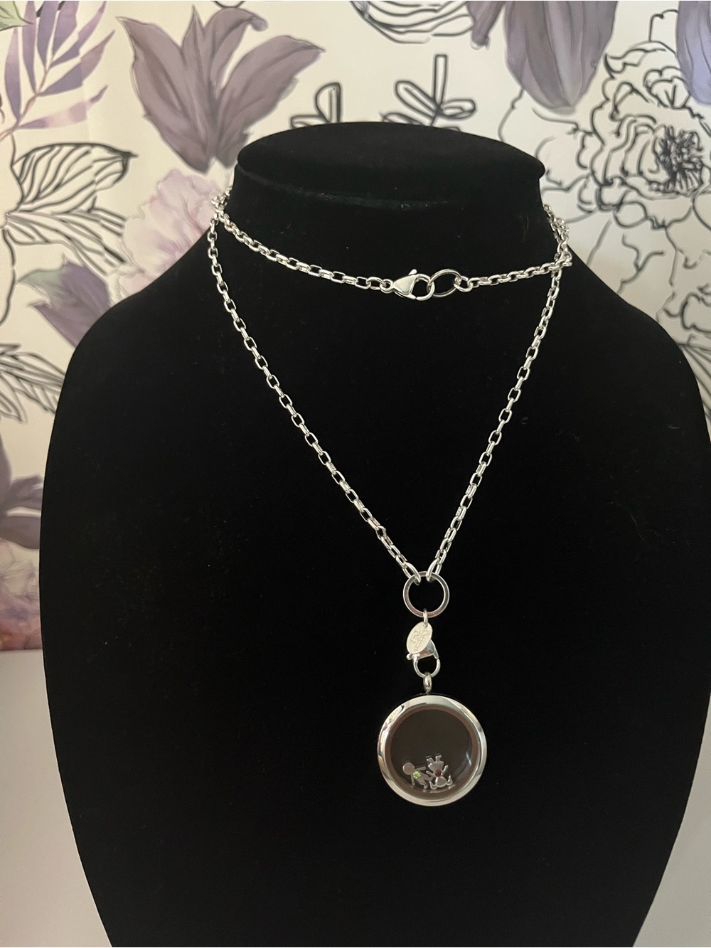 Origami Owl Silver Tone Round Glass Floating Locket Necklace two Charms Boy Girl